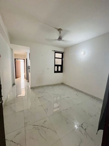 1 BHK Builder Floor For Rent in Saket