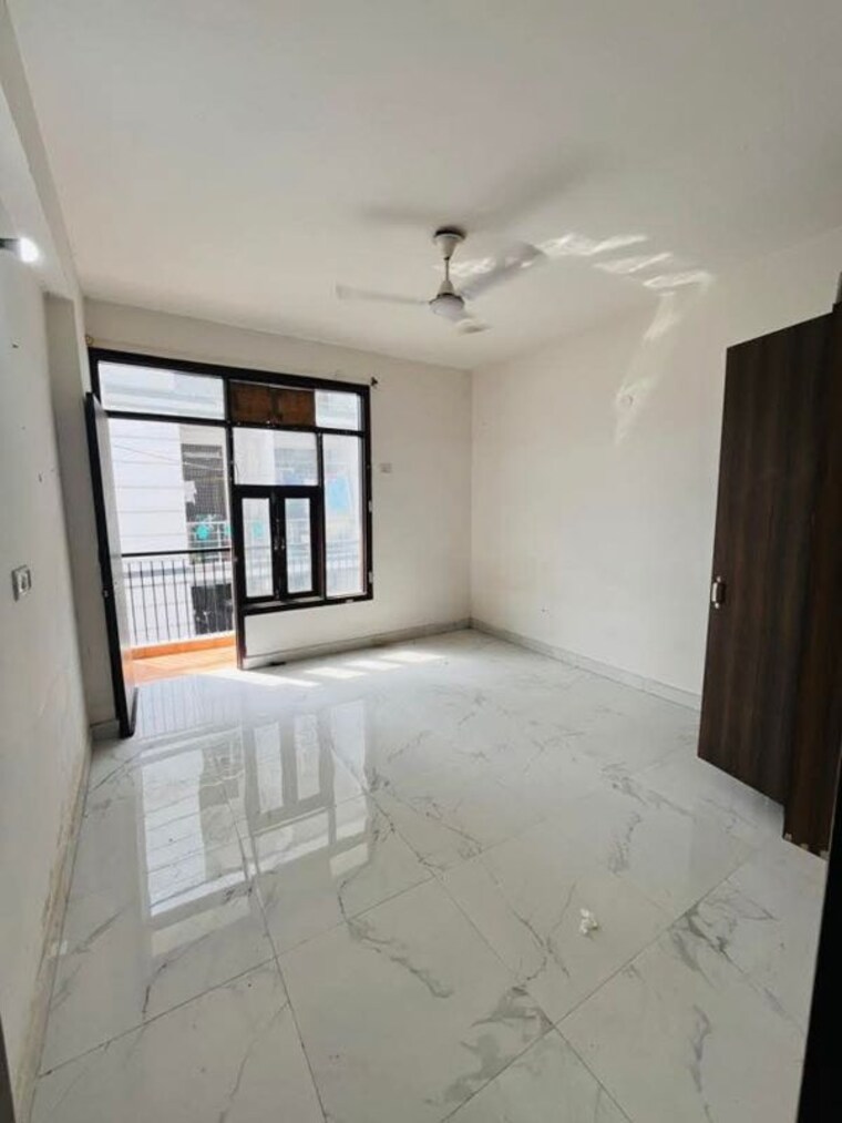 Room, saket 1 Bedroom 500 Sq.Ft. Builder Floor In Saket Delhi 9726019