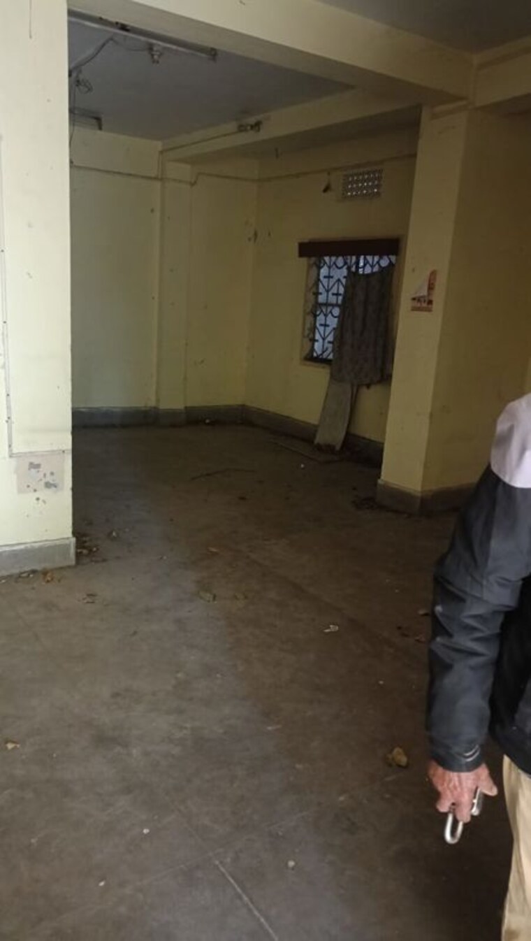  Parking, firayalal Commercial Office Space 1200 Sq.Ft. In Firayalal Ranchi 9726030