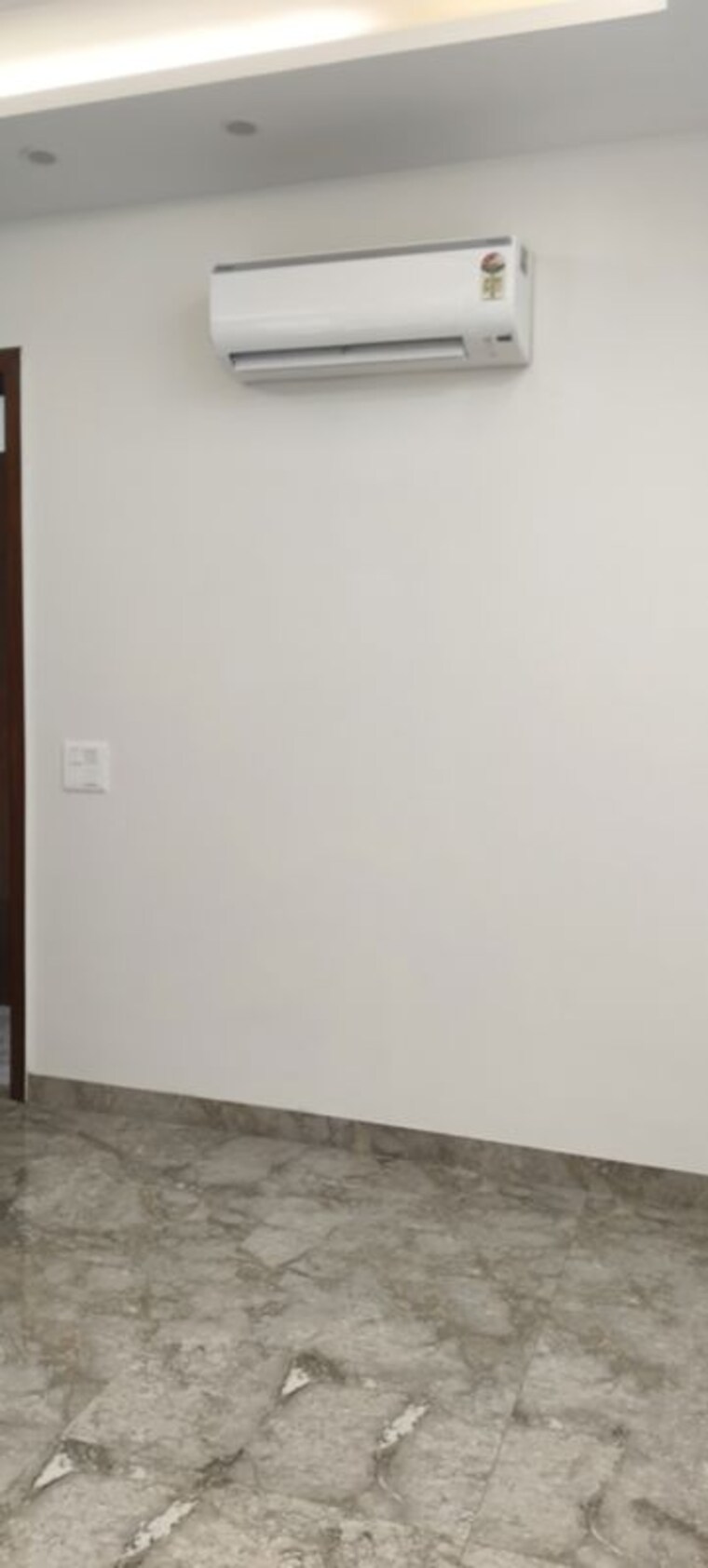 Room, rwa-apartments-sector-52 6+ Bedroom 250 Sq.Ft. Villa In Sector 52 Noida 9726042