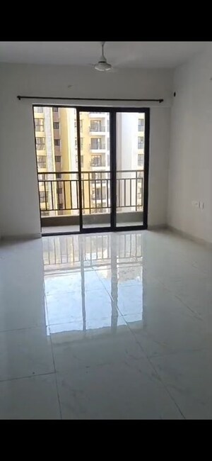 Room in 1 BHK Apartment at Runwal Gardens, Dombivli East – for Sale