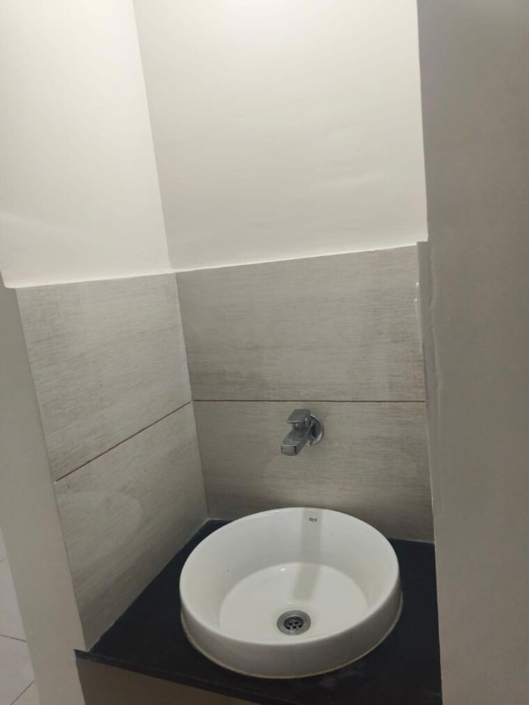 Bathroom, yashwin-orizzonte 2 Bedroom 988 Sq.Ft. Apartment In Kharadi Pune 9725960