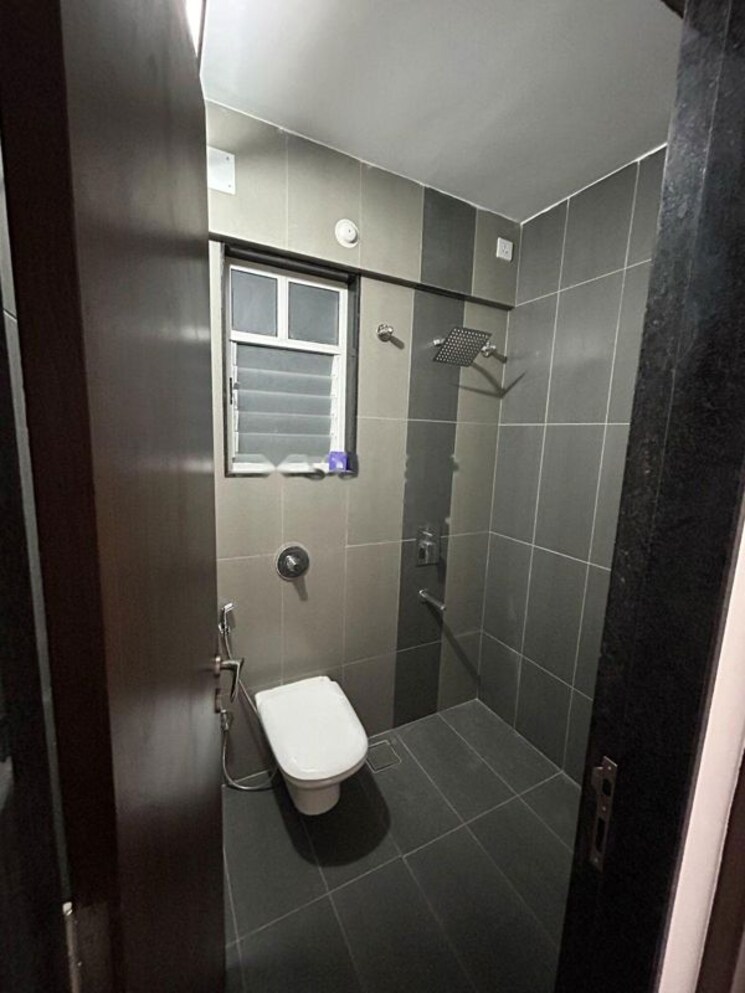 Bathroom, yashwin-orizzonte 2 Bedroom 988 Sq.Ft. Apartment In Kharadi Pune 9725960