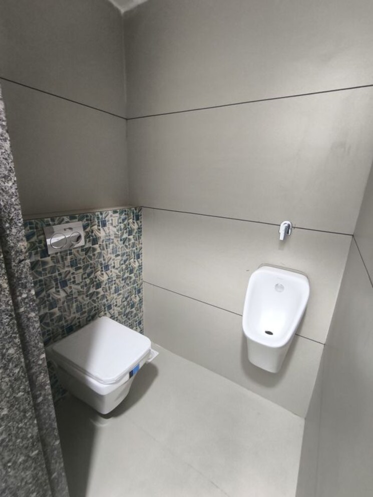 Bathroom, pal 3 Bedroom 2808 Sq.Ft. Apartment In Pal Surat 9490897