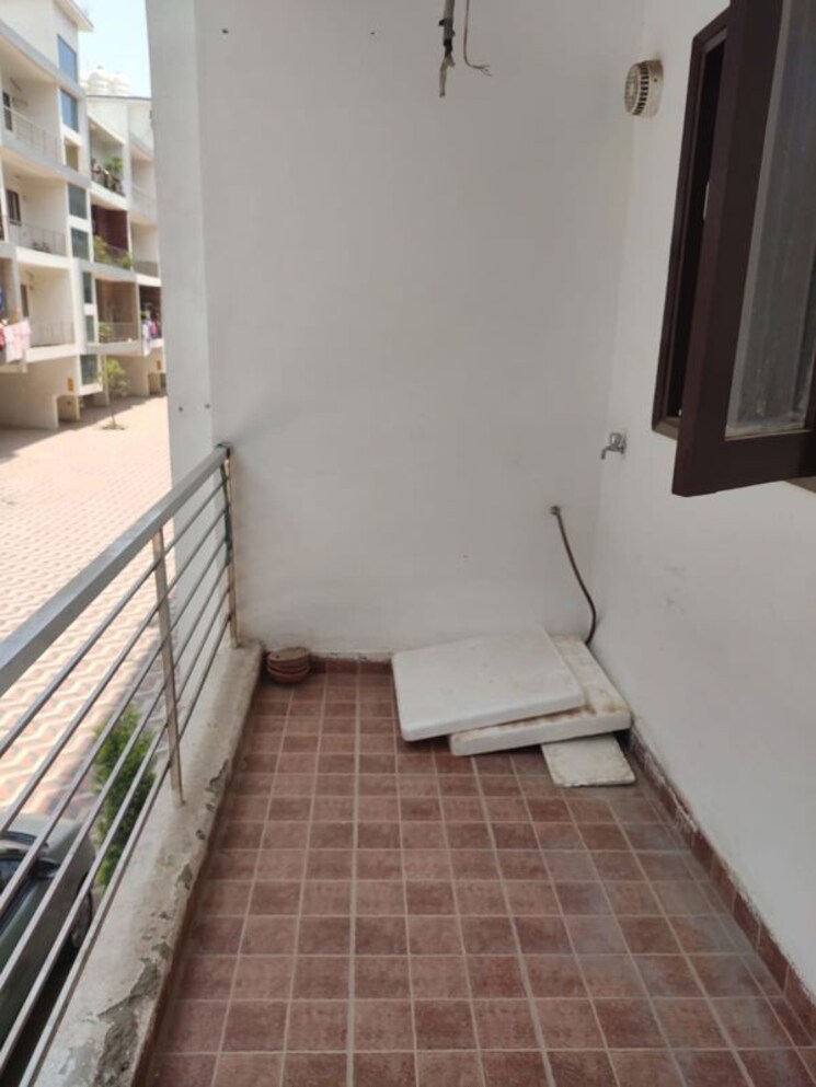 Balcony, pir machalla 3 Bedroom 1250 Sq.Ft. Builder Floor In Pir Machalla Zirakpur 9726061