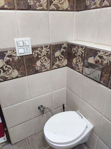 Attached Bathroom in 3 BHK Builder Floor at Pir Machalla – for Rent