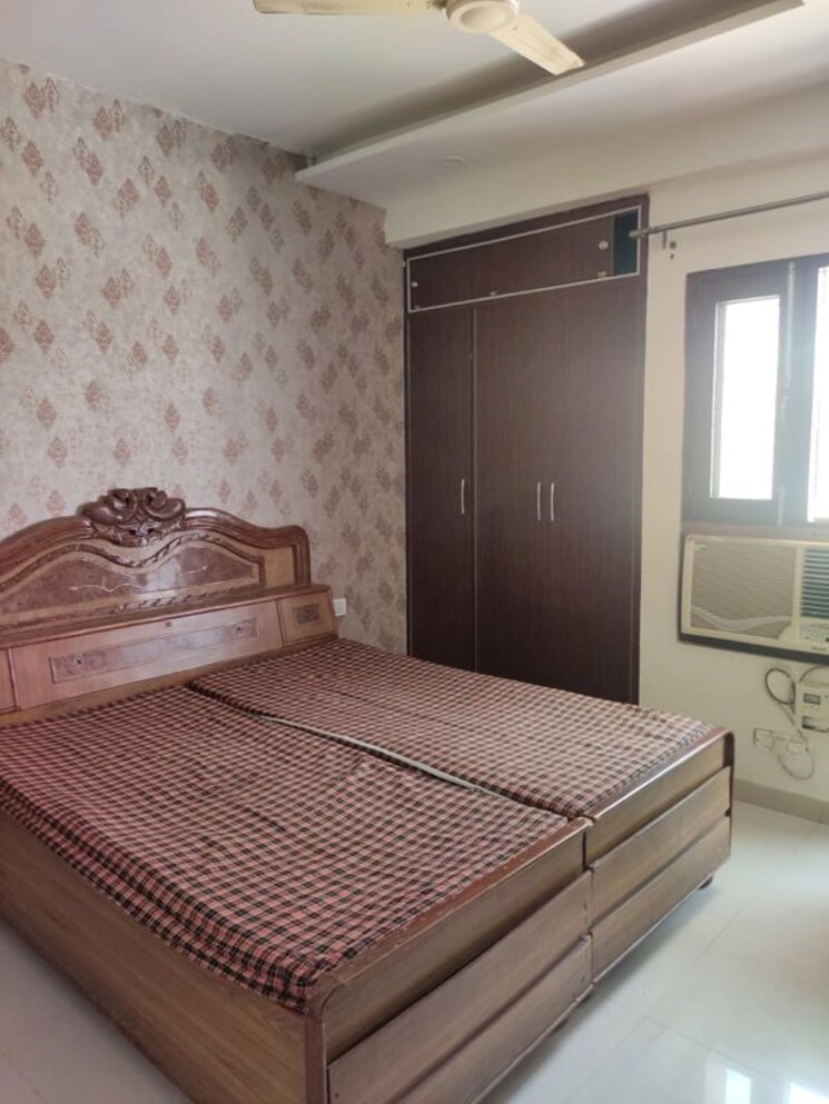 Bedroom, pir machalla 3 Bedroom 1250 Sq.Ft. Builder Floor In Pir Machalla Zirakpur 9726061