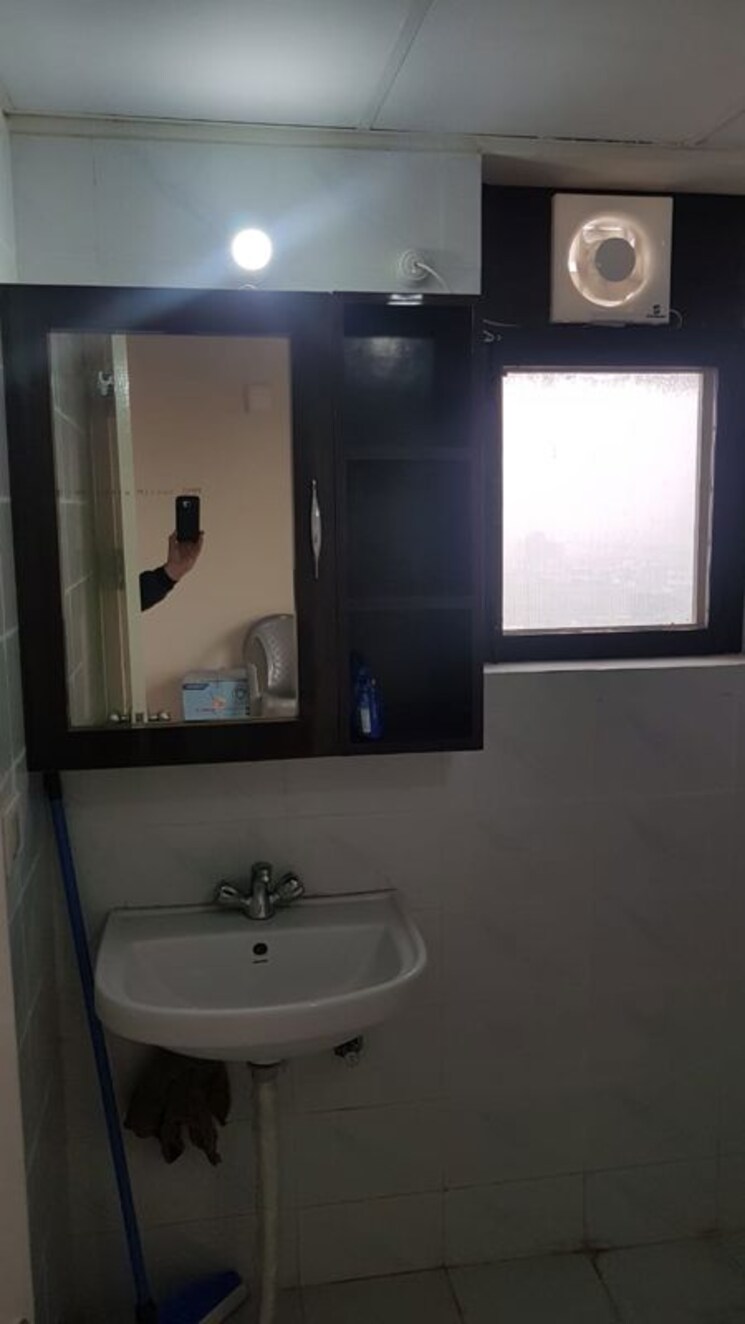 Bathroom, eros-sampoornam 3 Bedroom 1435 Sq.Ft. Apartment In Sector 2 Greater Noida Greater Noida 9726065