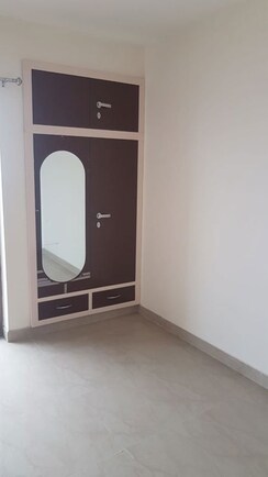 3 BHK + Extra Room Apartment For Rent in Eros Sampoornam