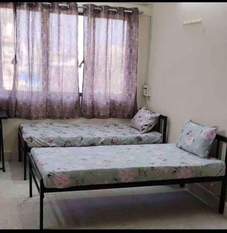 Bedroom, kandivali east Pg For Boys & Girls In Kandivali East 9726094