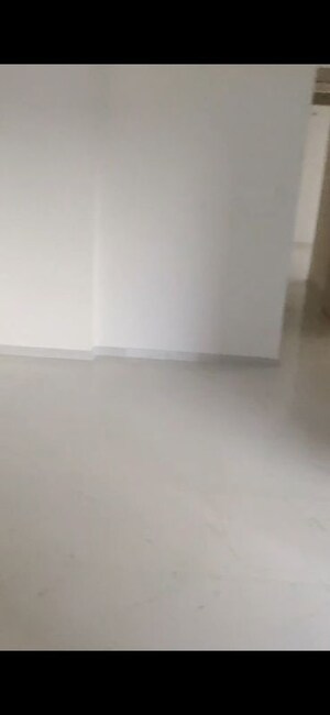 Room in 1.5 BHK Apartment at Runwal Gardens, Dombivli East – for Sale