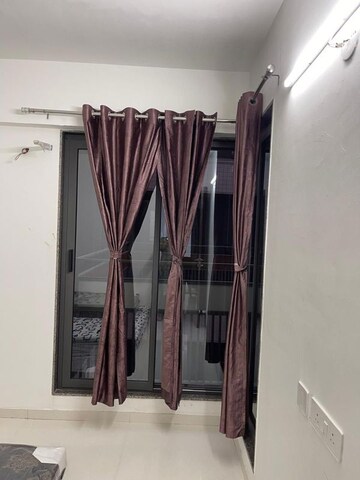 Room in 3 BHK Apartment at Adalaj – for Rent