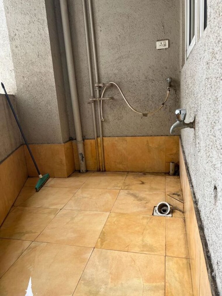 Bathroom, pinnacle-brook-side 3 Bedroom 1500 Sq.Ft. Apartment In Bavdhan Pune 9726123