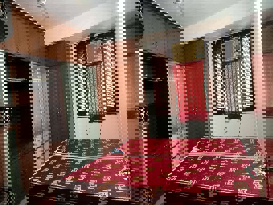 3.5 BHK + Extra Room Builder Floor For Rent in Builder Floor