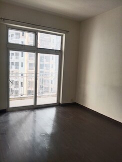 3 BHK Apartment For Rent in Mahagun Mywoods