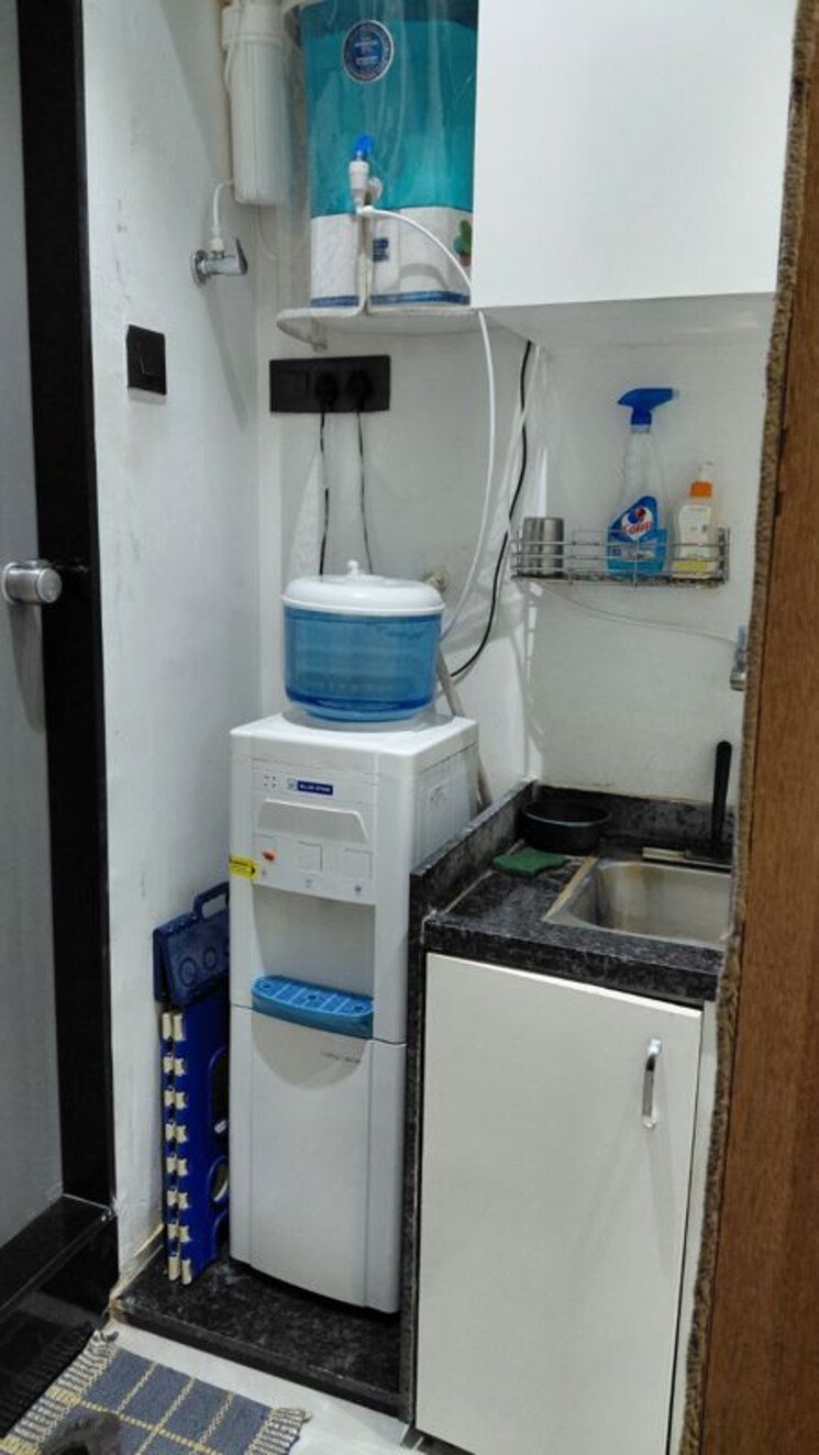 Team Area, thaltej Commercial Office Space 1550 Sq.Ft. In Thaltej Ahmedabad 9726146