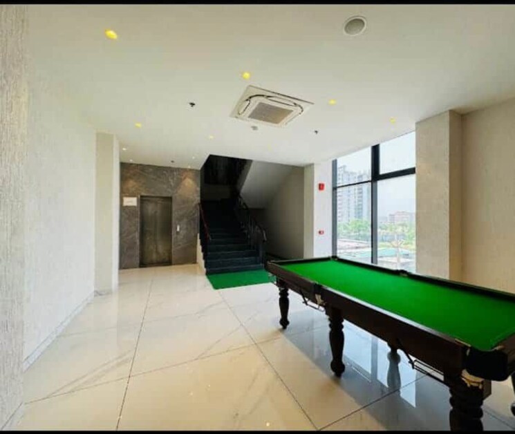 Team Area, vip road 3 Bedroom 1800 Sq.Ft. Apartment In Vip Road Zirakpur 9726159