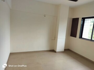 Room in 3 BHK Apartment at Mantri Lavendula, Chandani Chowk – for Rent