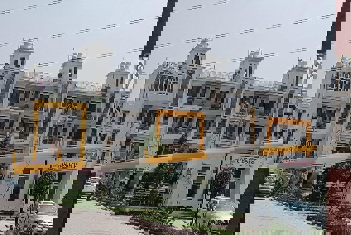 2 BHK Apartment For Rent in Aura Homes