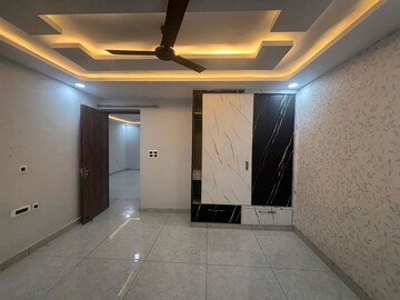 3 BHK Builder Floor For Rent in RPS Palm Drive, Sector 88