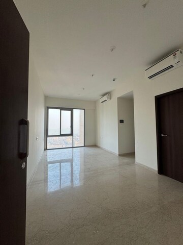 2 BHK Apartment For Rent in Piramal Mahalaxmi Central Tower 2, Mahalaxmi