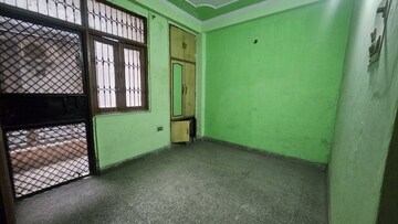 Bedroom in 1 BHK Apartment at Dilshad Colony – for Sale