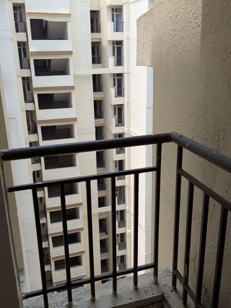 Exterior View, amrapali-golf-homes 2 Bedroom 835 Sq.Ft. Apartment In Sector 4 Greater Noida Greater Noida 9726251