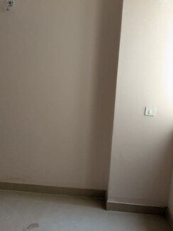 2 BHK + Extra Room Apartment For Sale in Amrapali Golf Homes