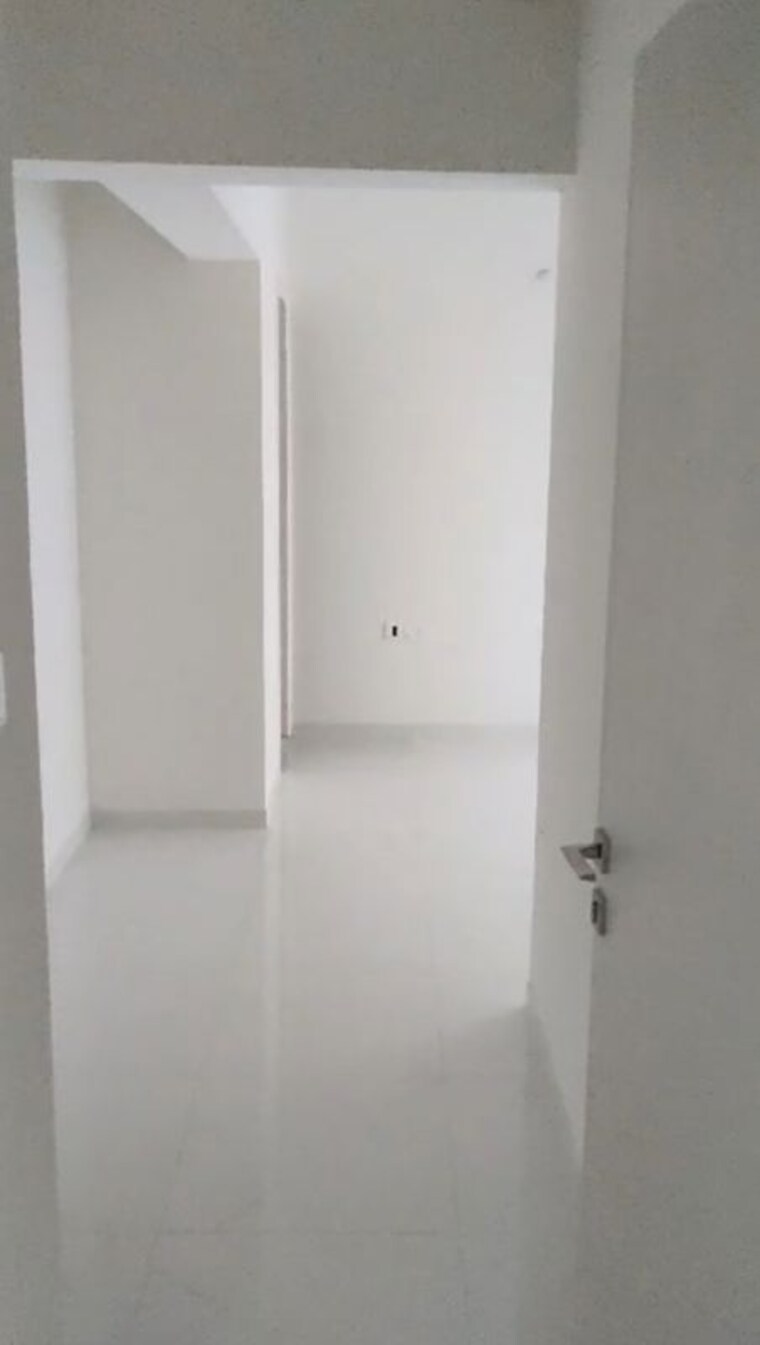 Bathroom, runwal-gardens-phase-2 2 Bedroom 674 Sq.Ft. Apartment In Dombivli East Thane 9726267