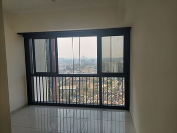 Room in 2 BHK Apartment at Kolte Patil Downtown Langston, Kharadi – for Rent