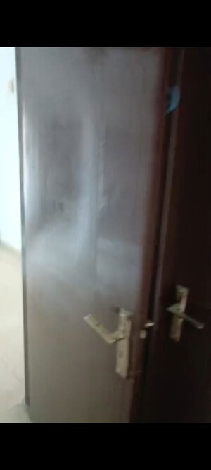 Building Lobby in 2.5 BHK Apartment at Ajnara Le Garden, Sector 16b Greater Noida – for Rent