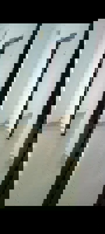 2.5 BHK + Extra Room Apartment For Rent in Ajnara Le Garden