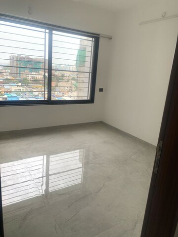 Room in 2 BHK Apartment at Unique Youtopia, Kharadi – for Rent