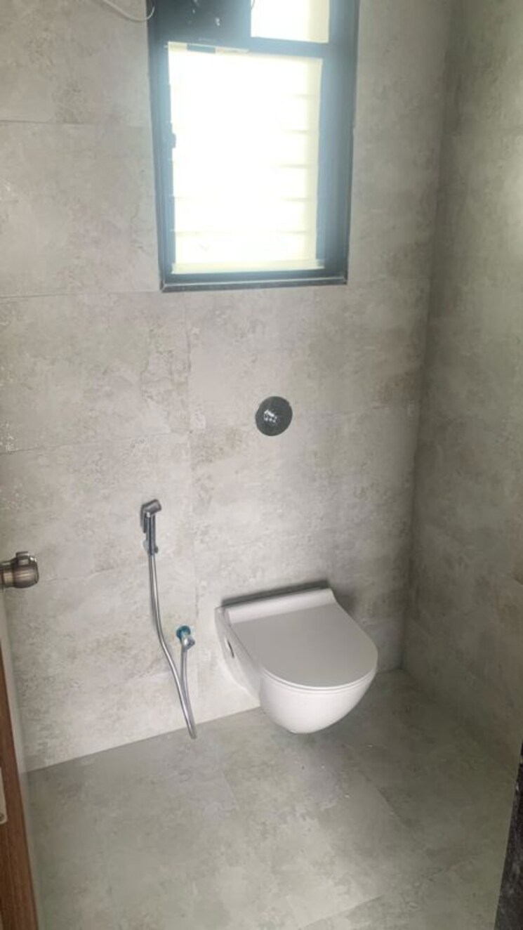 Bathroom, unique-youtopia 2 Bedroom 750 Sq.Ft. Apartment In Kharadi Pune 9726277