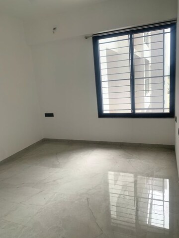 Room in 2 BHK Apartment at Unique Youtopia, Kharadi – for Rent