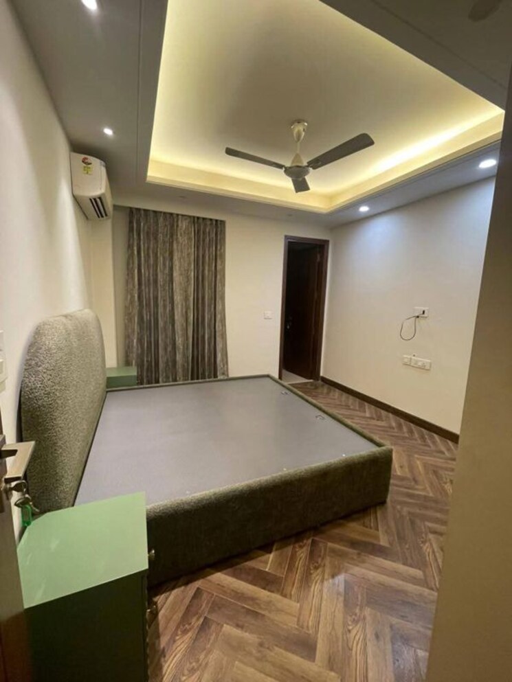Bedroom, freedom fighters enclave 3 Bedroom 1450 Sq.Ft. Apartment In Freedom Fighters Enclave Delhi 9726323
