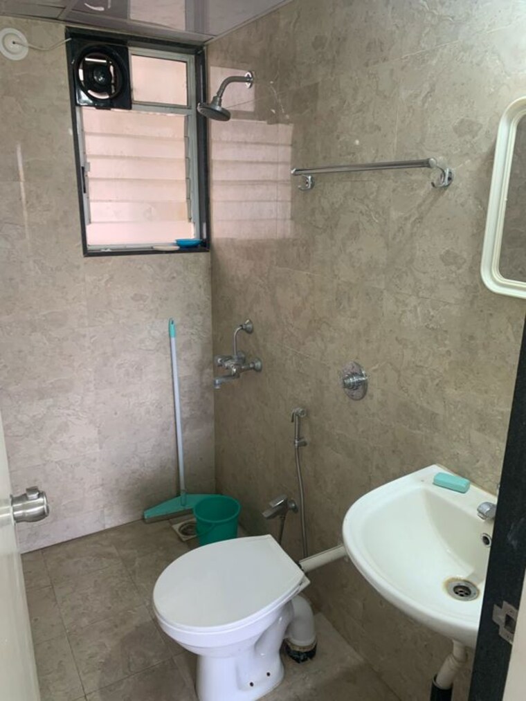 Bathroom, gagan-avencia 1 Bedroom 450 Sq.Ft. Apartment In Kharadi Pune 9726316