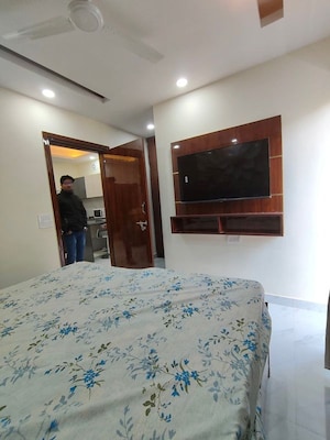 Bedroom in 1 BHK Apartment at Paryavaran Complex – for Rent