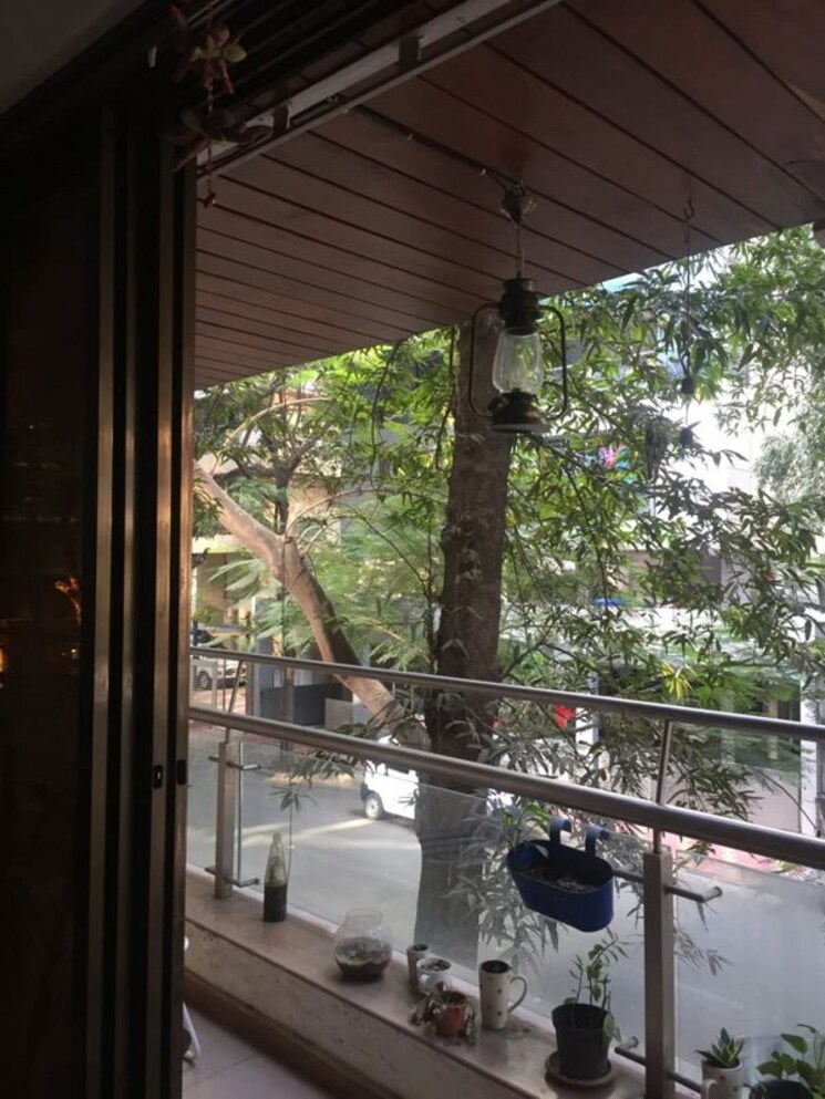 Balcony, bandra west 1 Bedroom 500 Sq.Ft. Apartment In Bandra West Mumbai 9726310