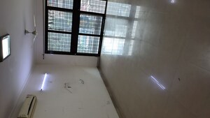 Room in 3 BHK Apartment at Ansal API Esencia, Sector 67 – for Rent