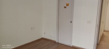 Room in 3 BHK Builder Floor at Orchid Island, Sector 51 – for Sale