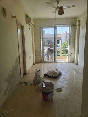 Living Room in 2 BHK Builder Floor at Ardee City, Sector 52 – for Sale