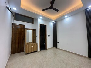Room in 3 BHK Builder Floor at Fidato Honour Homes, Sector 89 – for Rent