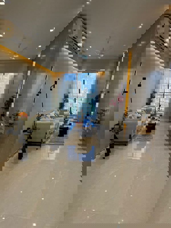 4 BHK + Extra Room Apartment For Sale in Shreeji Sky Rise