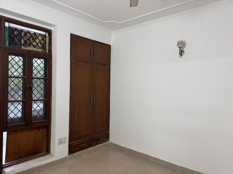 Room, ardee-city 4 Bedroom 1580 Sq.Ft. Builder Floor In Sector 52 Gurgaon 9726384