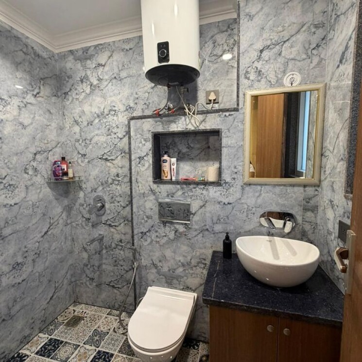 Bathroom, sector 55 1 Bedroom 60 Sq.Yd. Builder Floor In Sector 55 Gurgaon 9726391