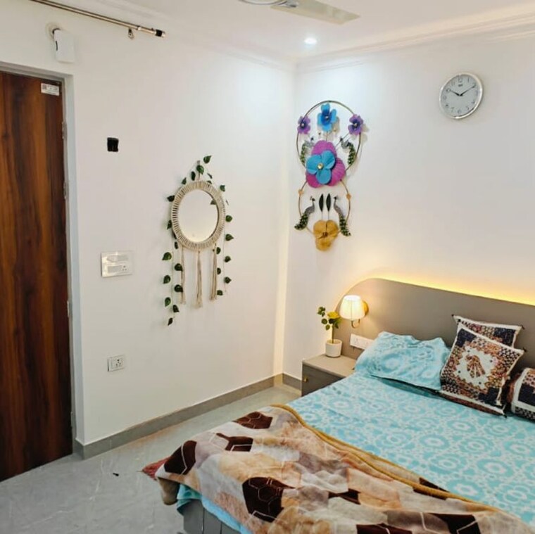 Bedroom, greenwood-city 1 RK 30 Sq.Yd. Builder Floor In Sector 40 Gurgaon 9726400