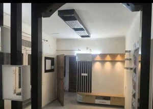 Building Lobby in 3 BHK Apartment at Hazratganj – for Rent