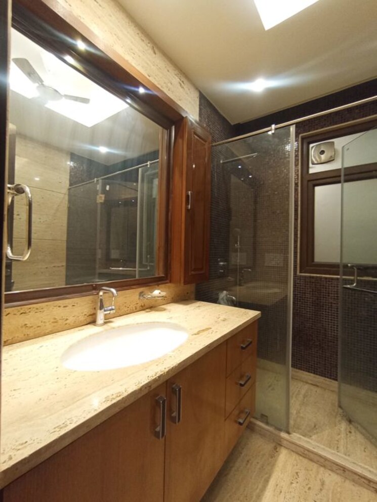 Kitchen, greater kailash ii 4 Bedroom 500 Sq.Yd. Builder Floor In Greater Kailash ii Delhi 9726417