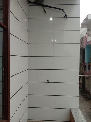 Furnished Amenities in 2 BHK Builder Floor at Dwarka Mor – for Sale